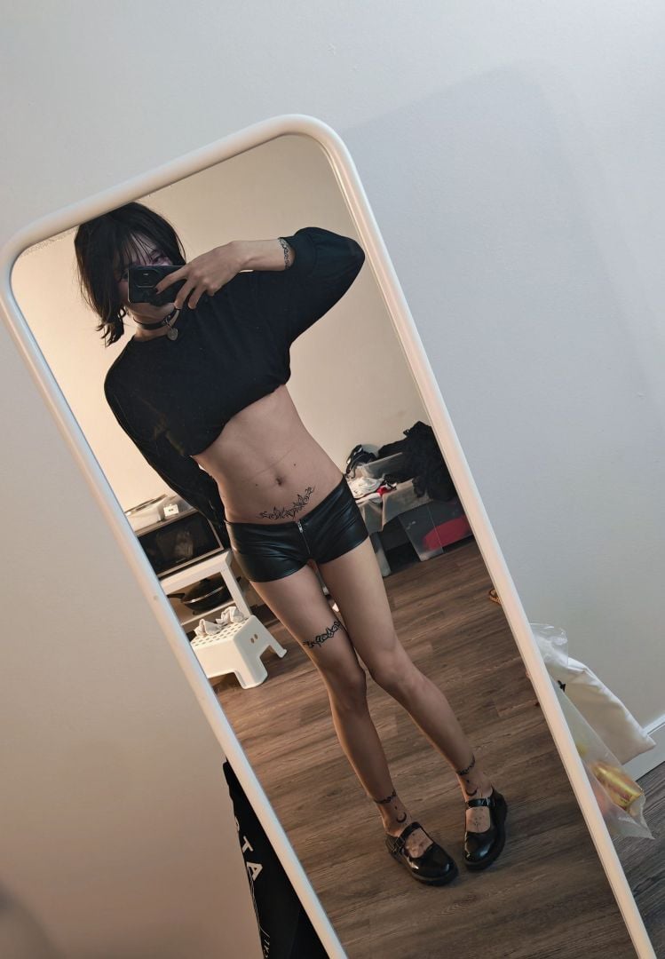 Feed Photo