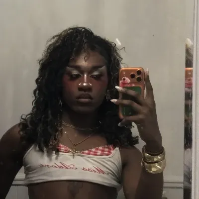 Feed Photo