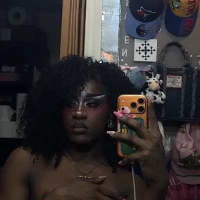 Feed Photo
