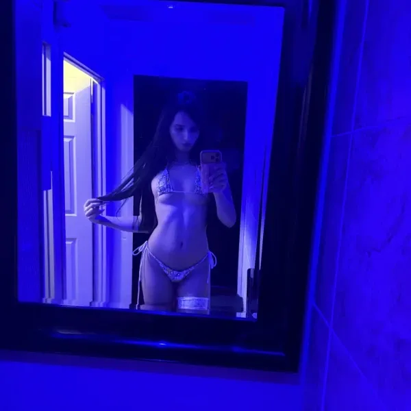Photo 8 of Lola - More Pics Inside - Available