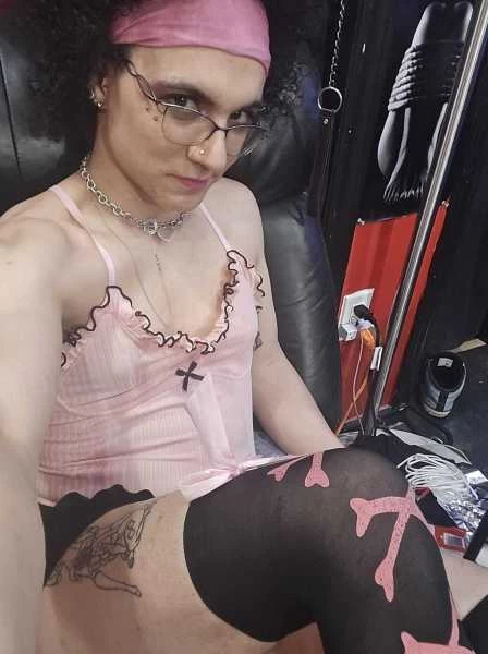 Photo 2 of Mistress Karma
