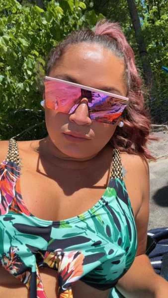 Thumbnail of Larissa’s photo gallery
