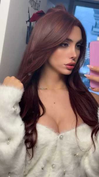 Photo 2 of Miss Tia stars 🌟