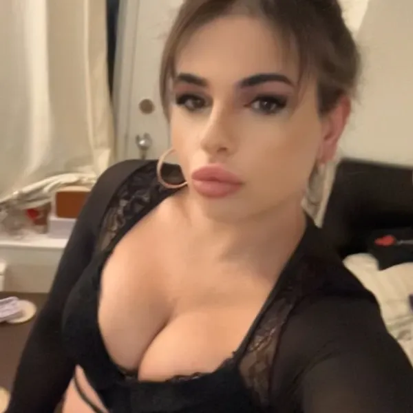 Default main photo
