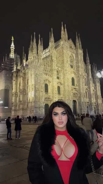 Photo 8 of QUEEN ELIZEH 437 907 9201