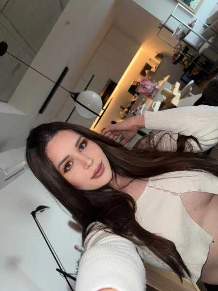 Photo 11 of Anastasia