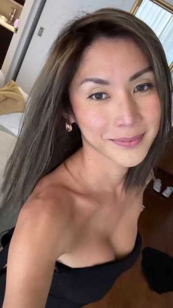 Photo 23 of Cute  petite