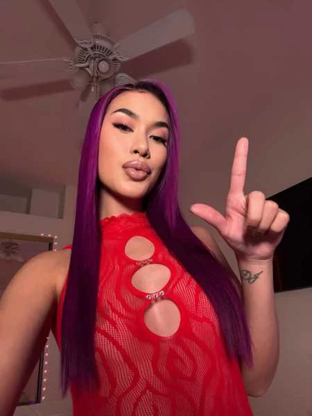 Photo 5 of Rebecca Felipe