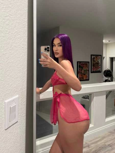 Photo 6 of Rebecca Felipe