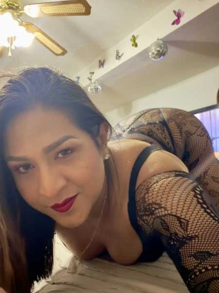 Thumbnail of Adriana latina’s photo gallery