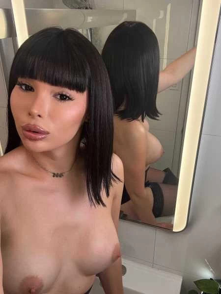 Photo 7 of Vicky Stone Downtown