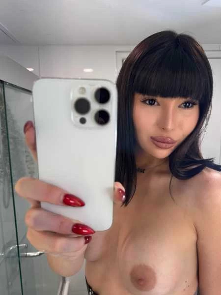 Photo 6 of Vicky Stone Downtown