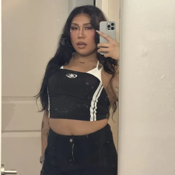 Main photo of angel799