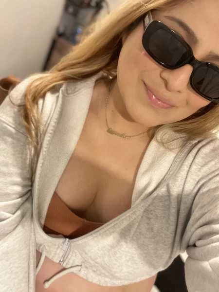 Photo 5 of Samantha Jimenez