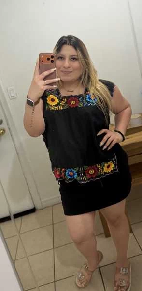 Photo 4 of Samantha Jimenez