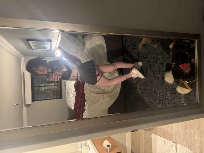 Photo 5 of Kristi kewt