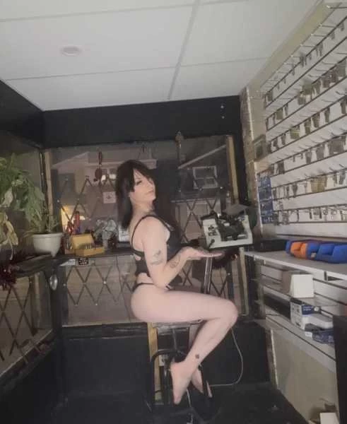 Photo 9 of Kristi kewt