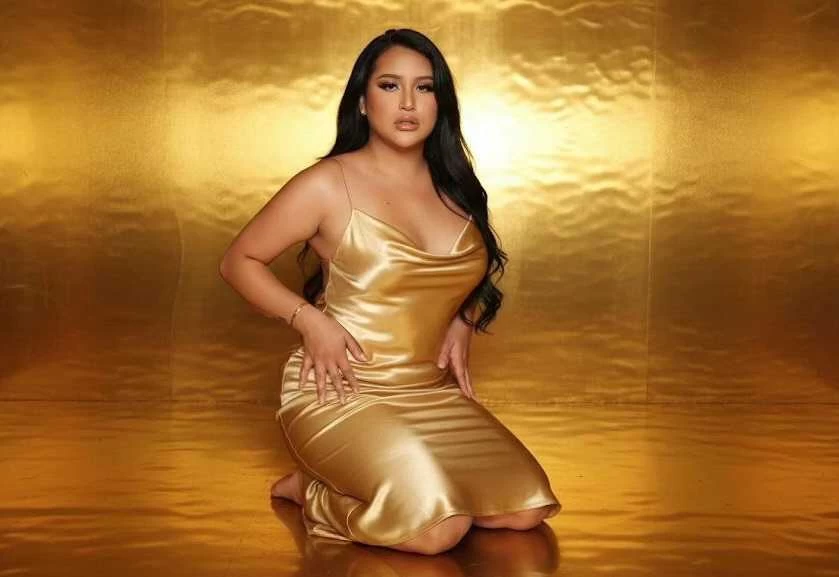 Photo 8 of kendra tolentino