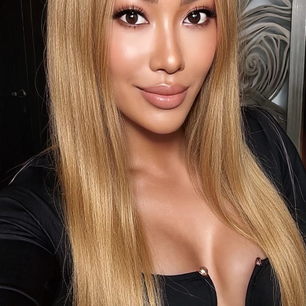 Photo 11 of KimTs.
