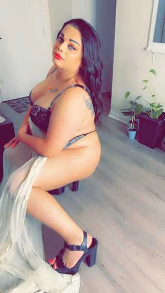 Photo 5 of Bana  sexy