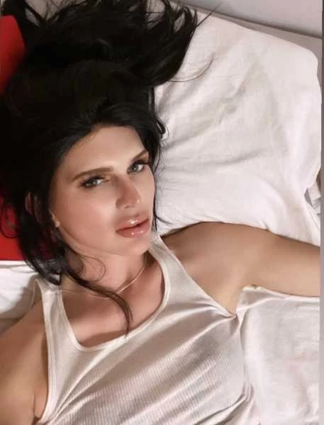 Photo 3 of Kaylie Lamica