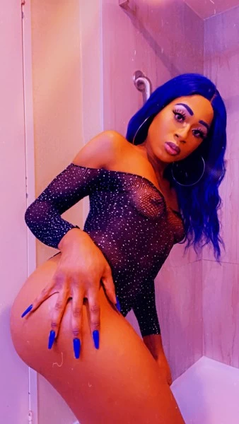 Photo 7 of THE EXOTIC RAINBOWLADYðŸŒˆ  Onlyfans Link Inside