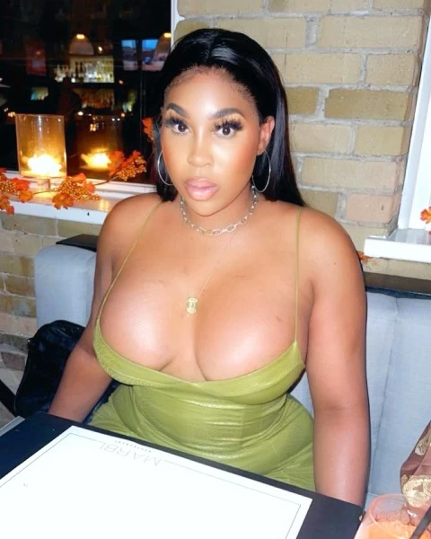 Photo 4 of KimoraBrown