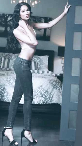 Photo 16 of Laurence Fox