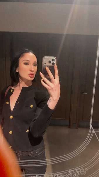 Photo 20 of Laurence Fox