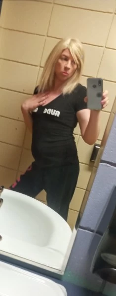 Photo 3 of Lil Jenny