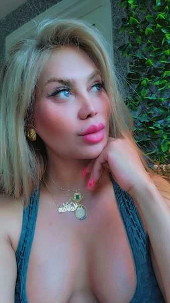 Photo 4 of mariam popular one of B.C  with big candy few days