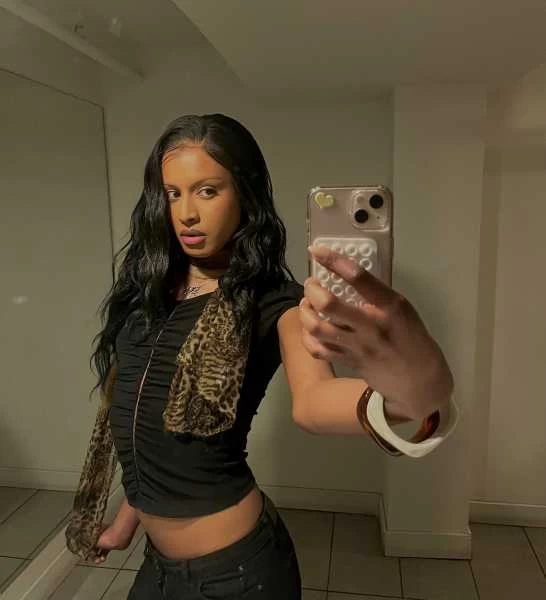 Photo 2 of TS Mary Montréal