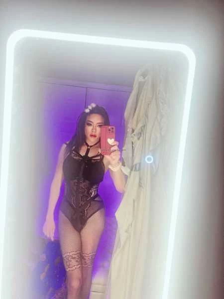 Photo 2 of TsMeg’–gloryhole  604.369-4789 new pics(hair laser treatment available)