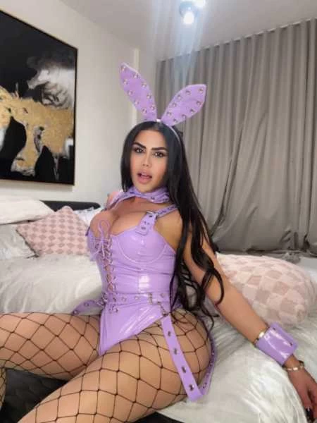 Photo 47 of VIP. Naughty