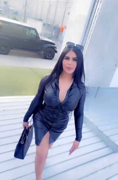 Photo 30 of VIP. Naughty