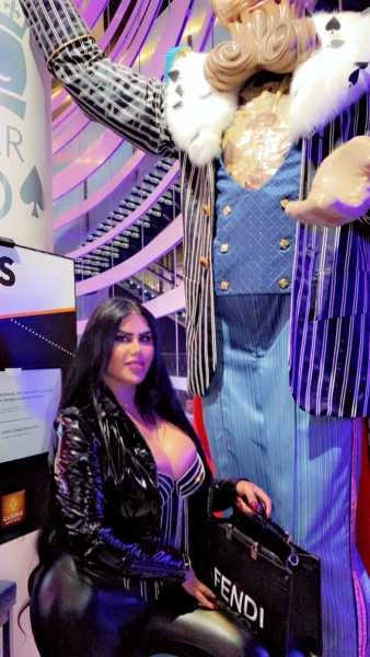 Photo 40 of VIP. Naughty