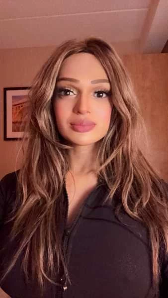 Photo 9 of Avail this week yaletown!Shelly!Busty,Elite,Trans Model,always fun, good vibes , great times