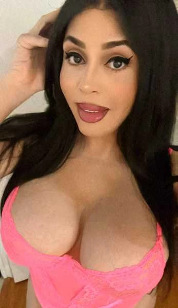 Photo 2 of Lina Love Visiting Mississauga