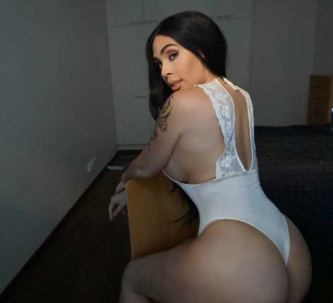 Photo 14 of Lina Love Visiting Mississauga