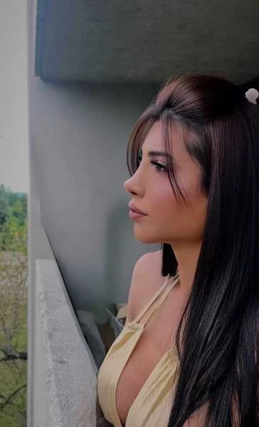 Photo 4 of XxAline  sexy Arabic here