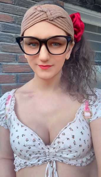 Photo 10 of Belle / 514-418-8541 by TEXT / 100% BOTTOM