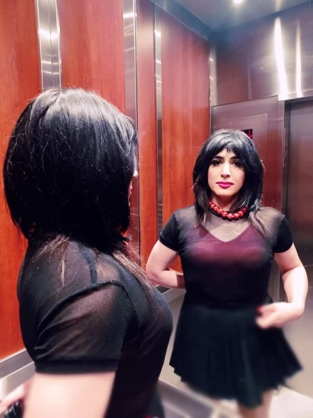 Photo 5 of Betty Principal  (647) 71-betty