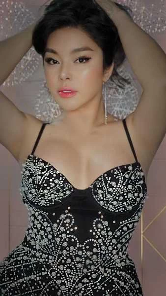 Photo 38 of SEDUCTIVE EVE-NOW IN BURNABY -OCT 29  & 30 (2days left) NXT VANCOUVER 31 & 1 (2D) nXT NANAIMO