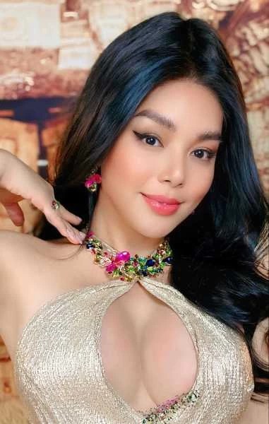 Photo 33 of SEDUCTIVE EVE-NOW IN BURNABY -OCT 29  & 30 (2days left) NXT VANCOUVER 31 & 1 (2D) nXT NANAIMO