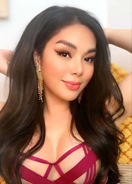 Main photo of SeductiveEve