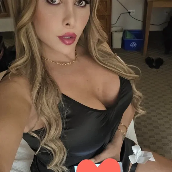 Photo 4 of Last 3 days in Edmonton, don't miss out.