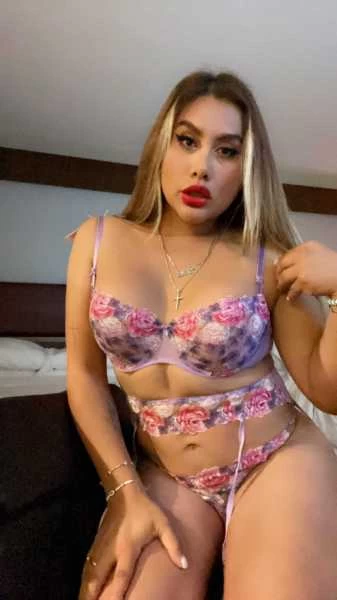 Photo 5 of Miranda available