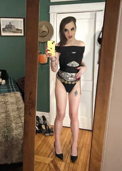 Photo 9 of Stephanie May