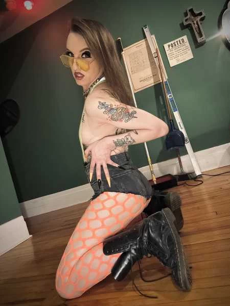 Photo 8 of Stephanie May