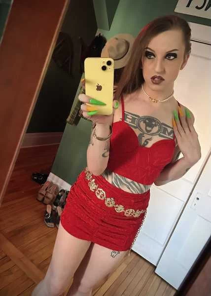 Photo 2 of Stephanie May